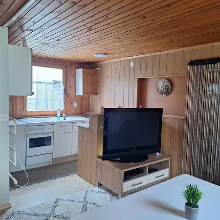 Ferienhaus Pocitniska Kamp Hiska Ales, Terme 3000, Bivanje S Kopalnimi Kartami *